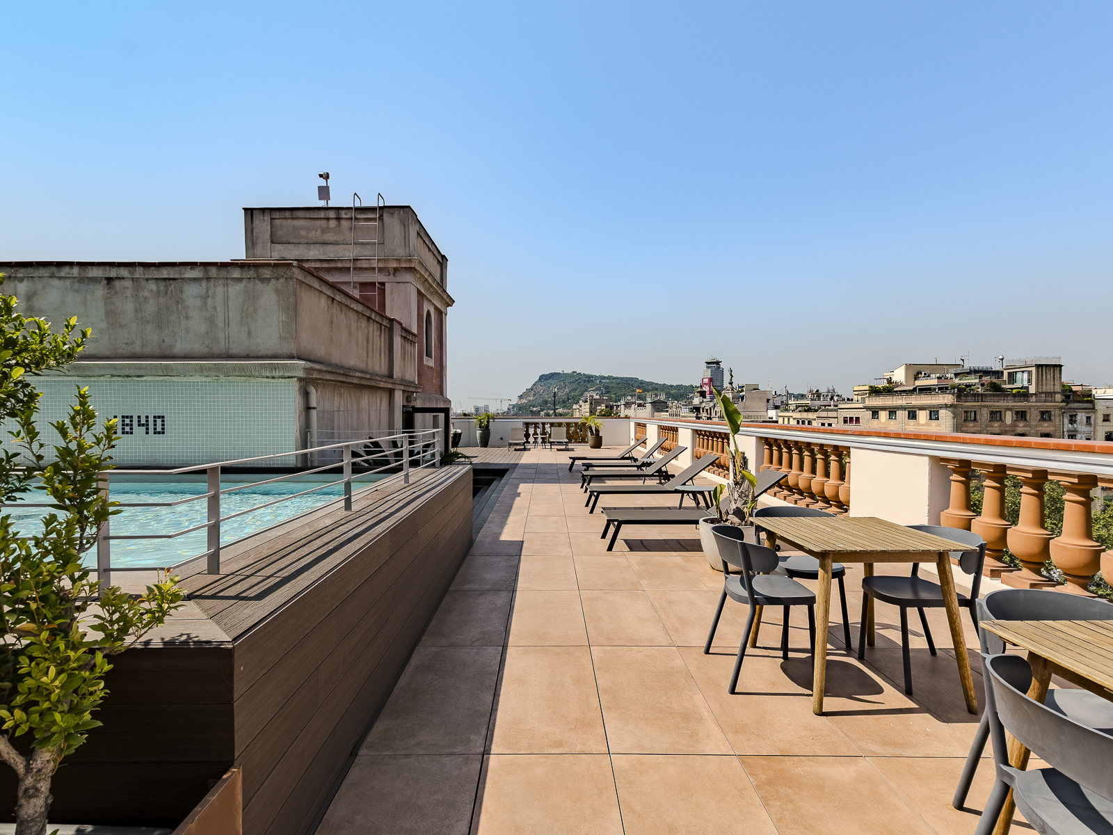 PORT VELL LIVING